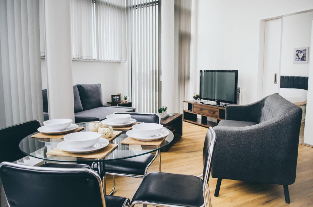Penthouse In Liverpool City Centre - Free Parking - Balcony - By Happy Days Exterior photo